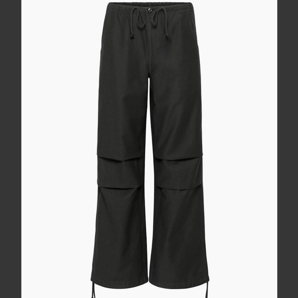 Aritzia TNA Cache Cargo pant @nicolefranko